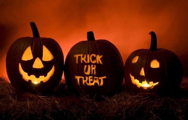 (Trick or Treat)  یا قاشق‌زنی؛ شبیه جشن چهارشنبه سوری