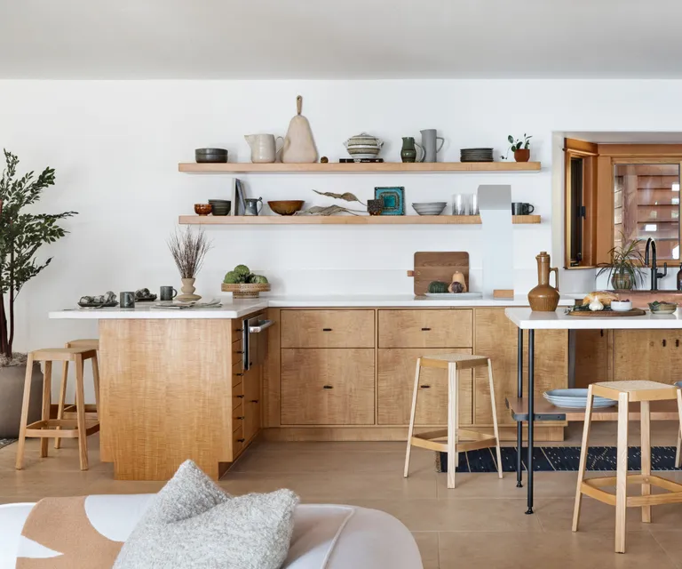 کابینت با چوب افرا
