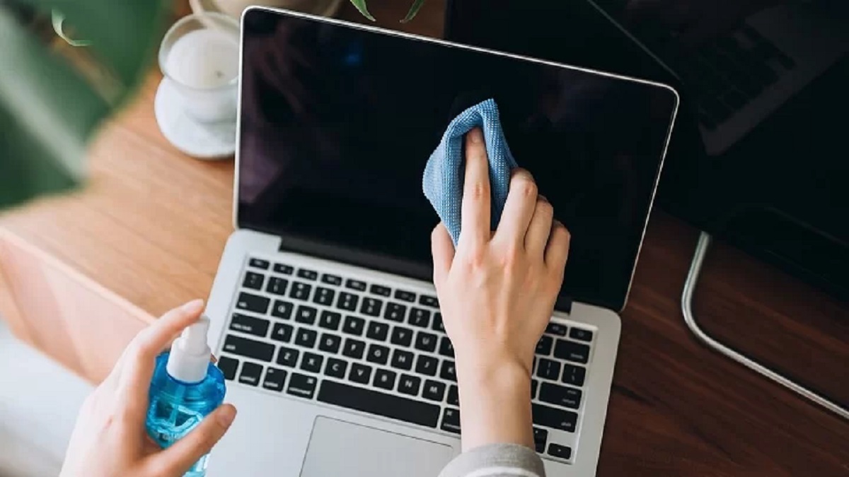 تمیز کردن صفحه نمایش3