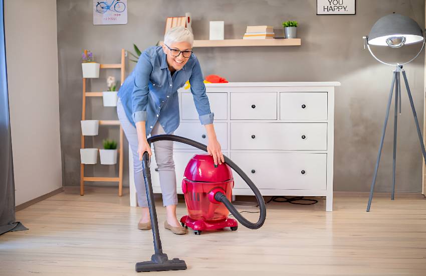 جاروبرقی بدون کیسه چیست؟