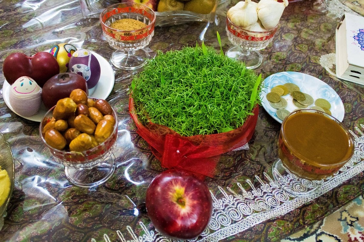سال جدید و هفت سین نوروز