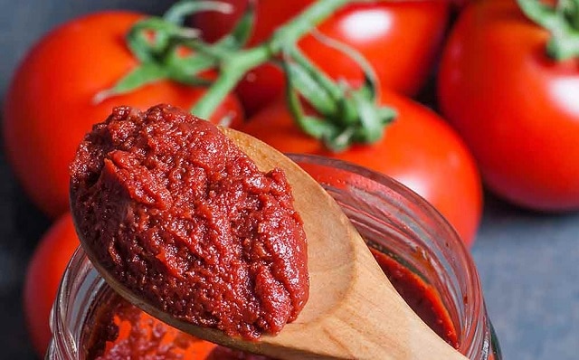 چطور یک رب گوجه فرنگی اصل و باکیفیت تهیه کنیم؟