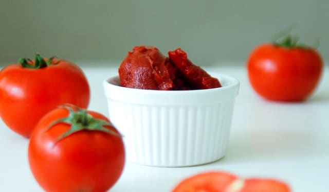 رب گوجه فرنگی سالم نباید دارای ناخالصی باشد