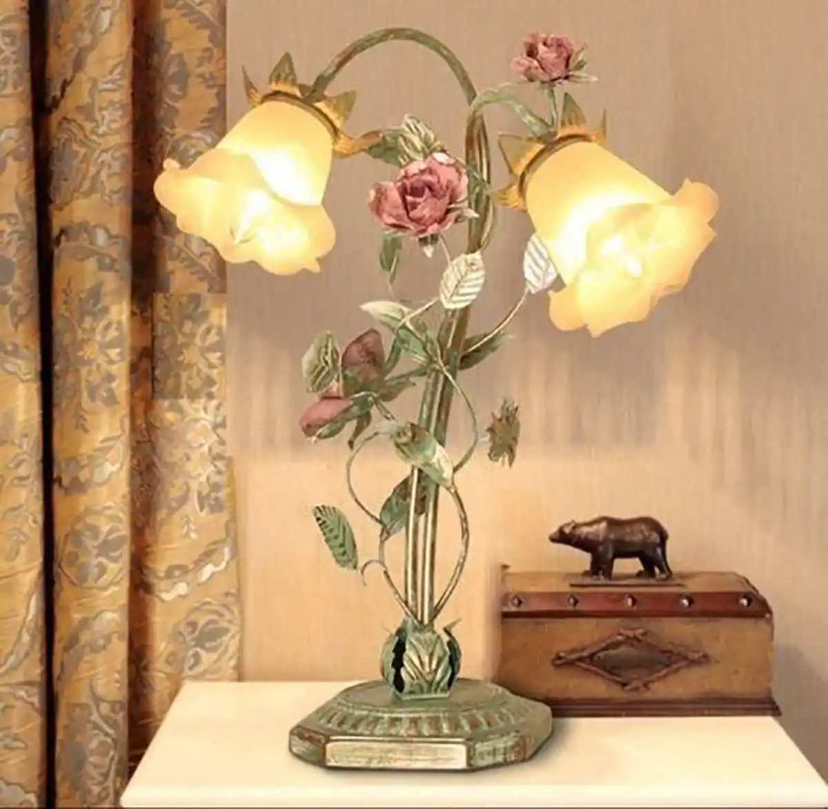 چراغ تزیینی برای اتاق